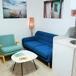 Sirma's Unique Artsy Modern Quiet 1-bdrm In The Heart Of *