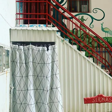 Sirma's Unique Artsy Modern Quiet 1-bdrm In The Heart Of * Skopje