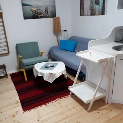 Sirma's Unique Artsy Modern Quiet 1-bdrm In The Heart Of