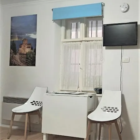 Apartament Sirma's Unique Artsy Modern Quiet 1-bdrm In The Heart Of *