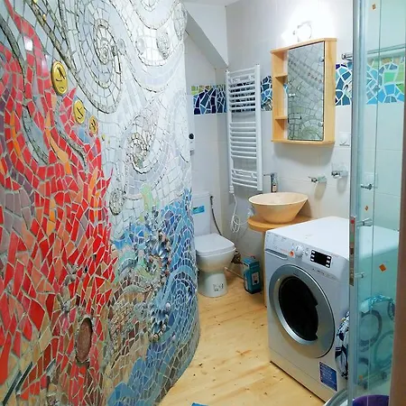 Apartment Sirma's Unique Artsy Modern Quiet 1-bdrm In The Heart Of *