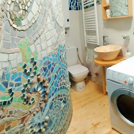 Apartmán Sirma's Unique Artsy Modern Quiet 1-bdrm In The Heart Of *