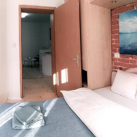 Sirma's Unique Artsy Modern Quiet 1-bdrm In The Heart Of Apartment Skopje