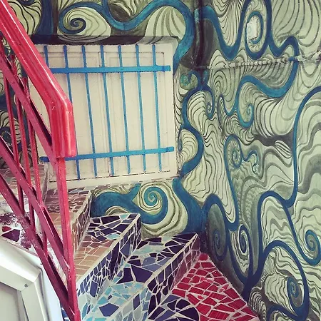 Apartmán Sirma's Unique Artsy Modern Quiet 1-bdrm In The Heart Of *