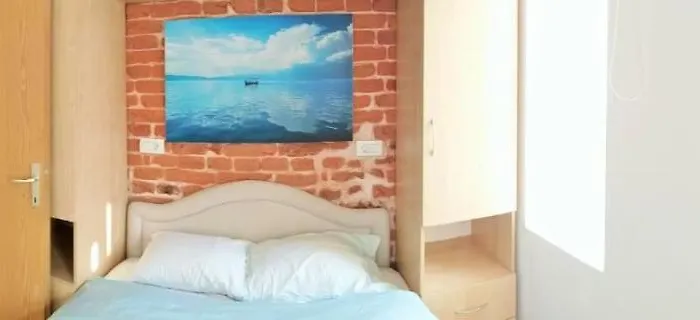 Sirma's Unique Artsy Modern Quiet 1-bdrm In The Heart Of