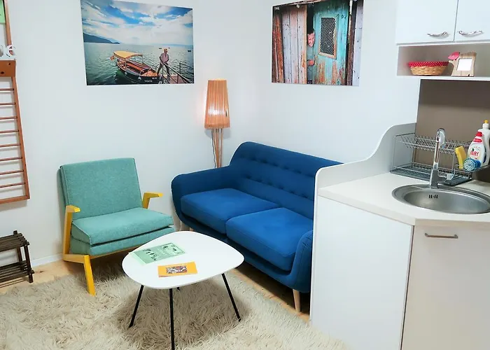 Sirma's Unique Artsy Modern Quiet 1-bdrm In The Heart Of *