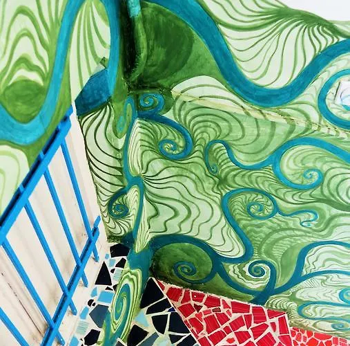 Sirma's Unique Artsy Modern Quiet 1-bdrm In The Heart Of *